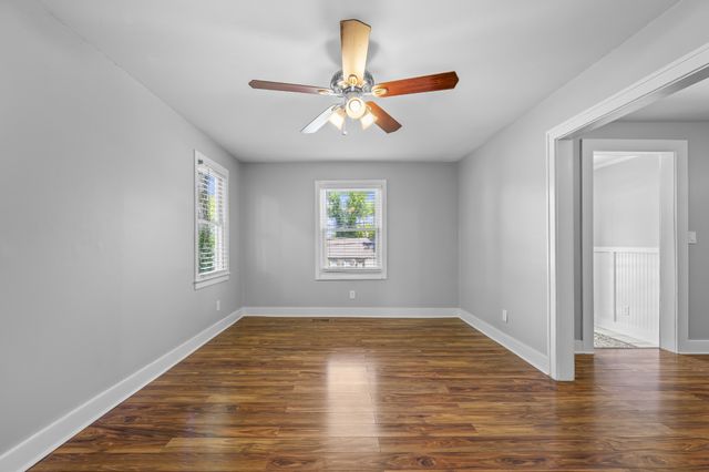 2405 Eden St, Nashville, TN 37208