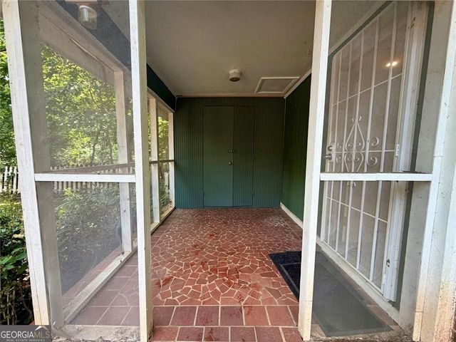 2246 Rhinehill Road, Atlanta, GA 30315