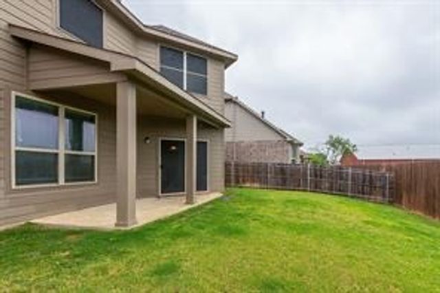 8208 Pine Meadows Drive, Fort Worth, TX 76244