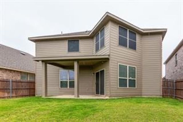 8208 Pine Meadows Drive, Fort Worth, TX 76244