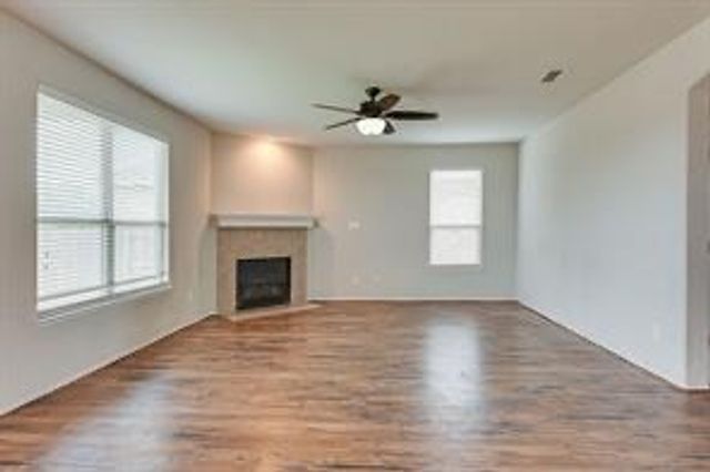 8208 Pine Meadows Drive, Fort Worth, TX 76244