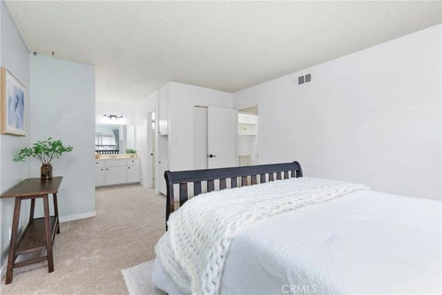 571 W Greenwood Avenue 12, La Habra, CA 90631