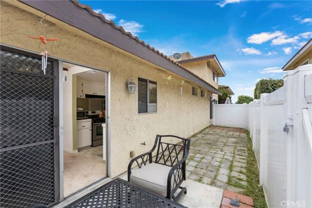 571 W Greenwood Avenue 12, La Habra, CA 90631