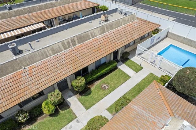 571 W Greenwood Avenue 12, La Habra, CA 90631