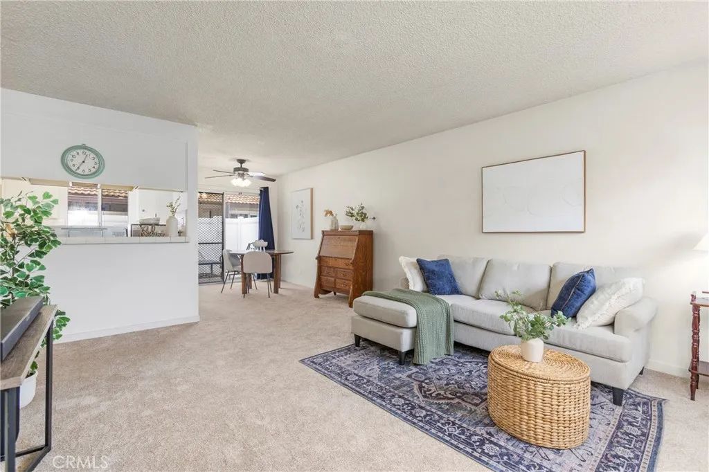 571 W Greenwood Avenue 12, La Habra, CA 90631