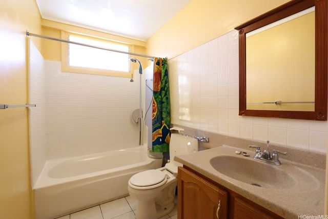 94-1104 Lumiauau Street, Waipahu, HI 96797