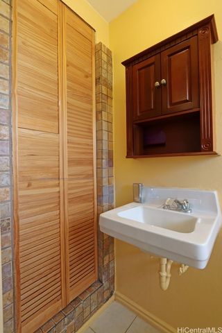 94-1104 Lumiauau Street, Waipahu, HI 96797