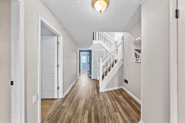 2275 Spruce Loop, Crossville, TN 38555