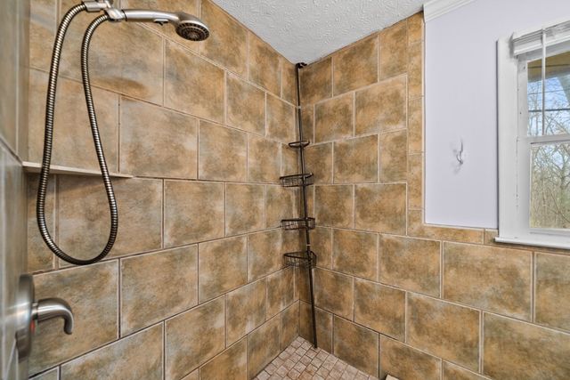 2275 Spruce Loop, Crossville, TN 38555