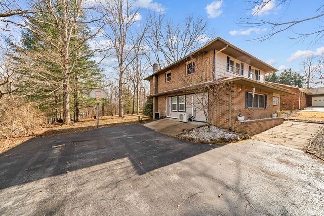 2275 Spruce Loop, Crossville, TN 38555