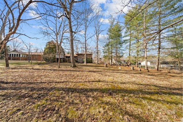 2275 Spruce Loop, Crossville, TN 38555