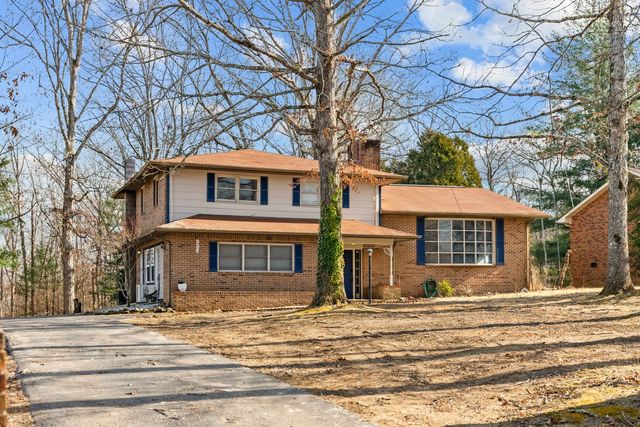 2275 Spruce Loop, Crossville, TN 38555