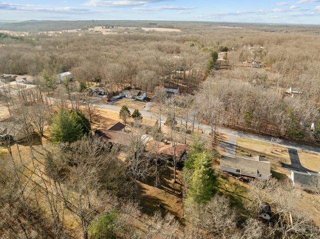 2275 Spruce Loop, Crossville, TN 38555