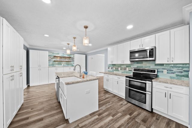 2275 Spruce Loop, Crossville, TN 38555