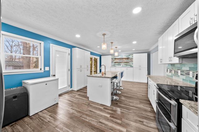 2275 Spruce Loop, Crossville, TN 38555