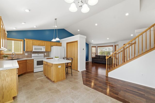 9016 N Ash St, Spokane, WA 99208