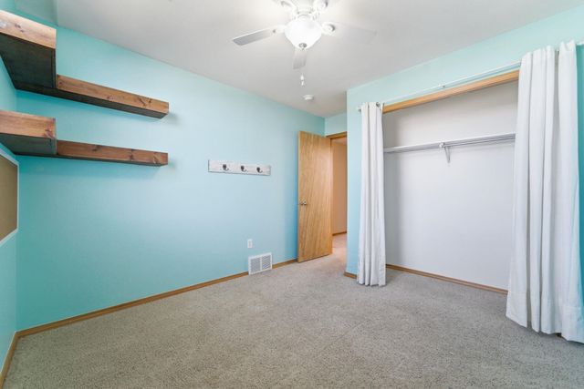 9016 N Ash St, Spokane, WA 99208