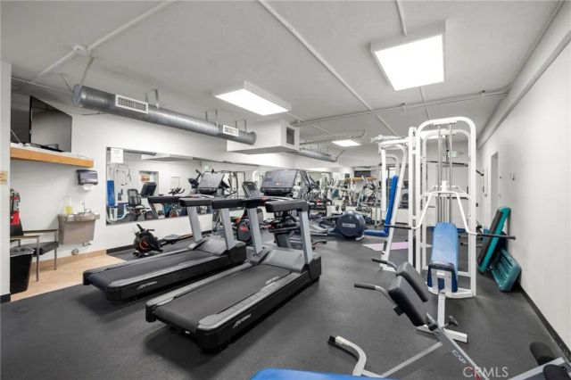 8180 Manitoba 334, Playa Del Rey, CA 90293