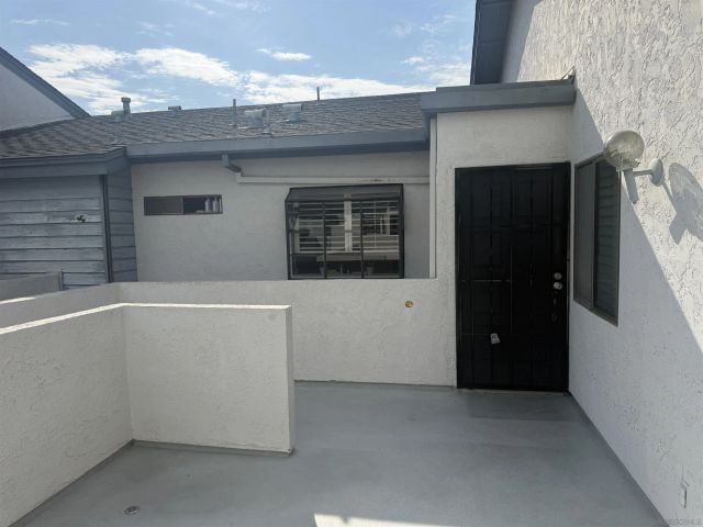 4075 Crystal Dawn 202, San Diego, CA 92122