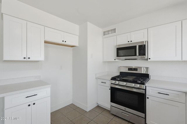 2012 W ROMLEY Road, Phoenix, AZ 85041