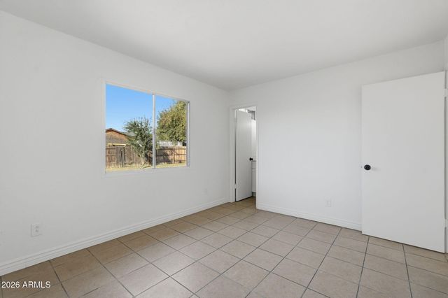 2012 W ROMLEY Road, Phoenix, AZ 85041