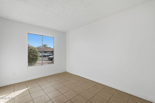 2012 W ROMLEY Road, Phoenix, AZ 85041