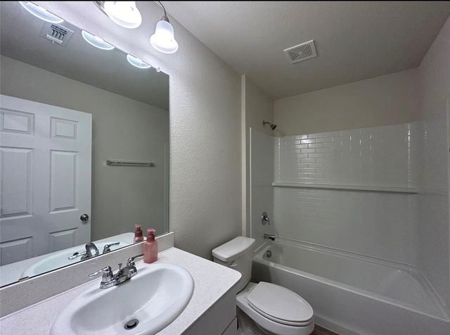 4644 Benham Drive, Fort Worth, TX 76036