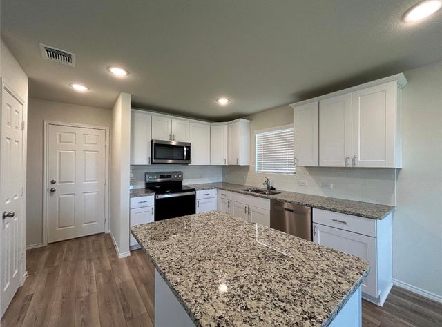 4644 Benham Drive, Fort Worth, TX 76036