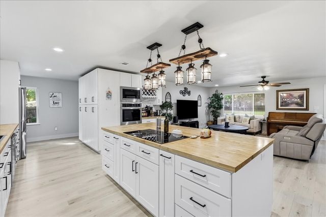 3533 Granada Drive, Richland Hills, TX 76118