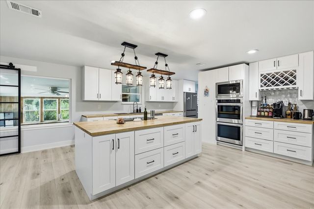 3533 Granada Drive, Richland Hills, TX 76118