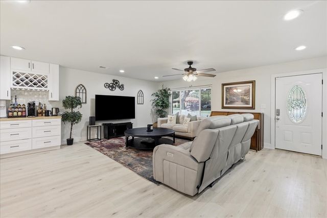 3533 Granada Drive, Richland Hills, TX 76118