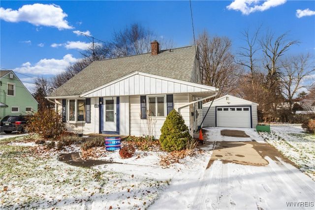 4626 Patricia Drive, Niagara Falls, NY 14305