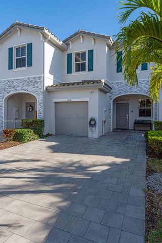 2614 SE 13th St, Homestead, FL 33035