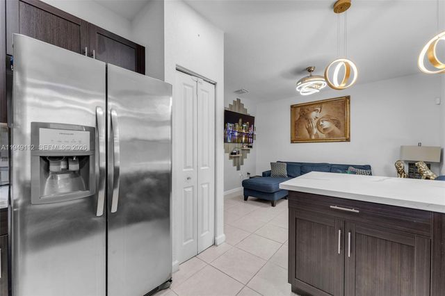 2614 SE 13th St, Homestead, FL 33035