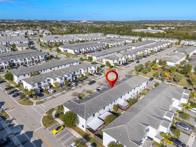 2614 SE 13th St, Homestead, FL 33035