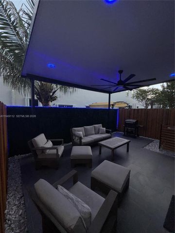 2614 SE 13th St, Homestead, FL 33035