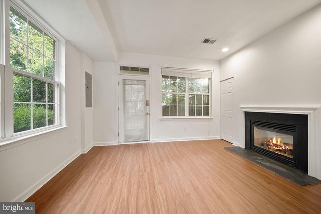 20423 TRAILS END TER, Ashburn, VA 20147