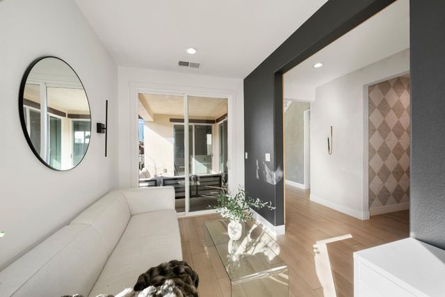 12113 Wistar Way, Rancho Cordova, CA 95742