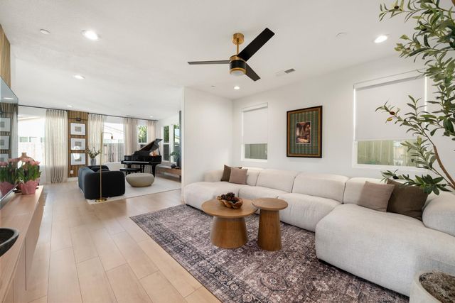 12113 Wistar Way, Rancho Cordova, CA 95742