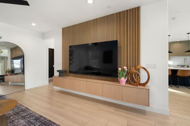 12113 Wistar Way, Rancho Cordova, CA 95742