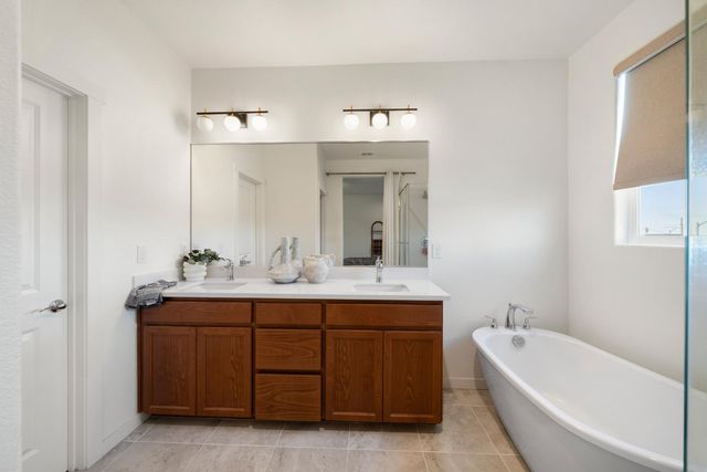 12113 Wistar Way, Rancho Cordova, CA 95742