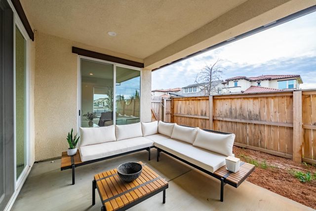 12113 Wistar Way, Rancho Cordova, CA 95742