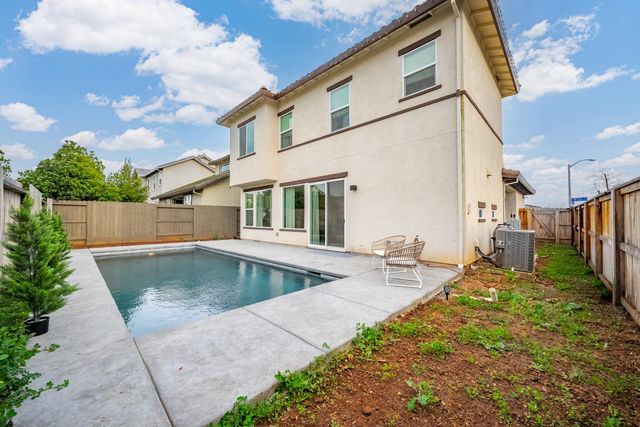 12113 Wistar Way, Rancho Cordova, CA 95742