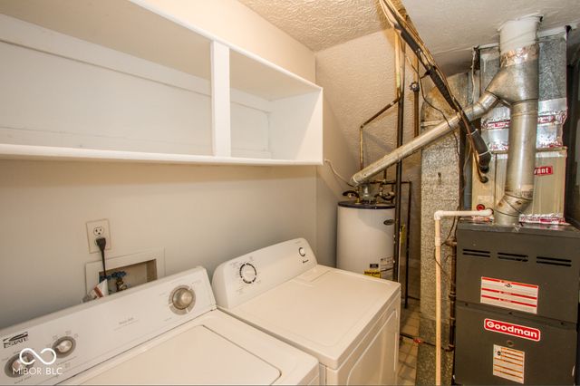 1838 Keystone Lakes Drive, Indianapolis, IN 46237