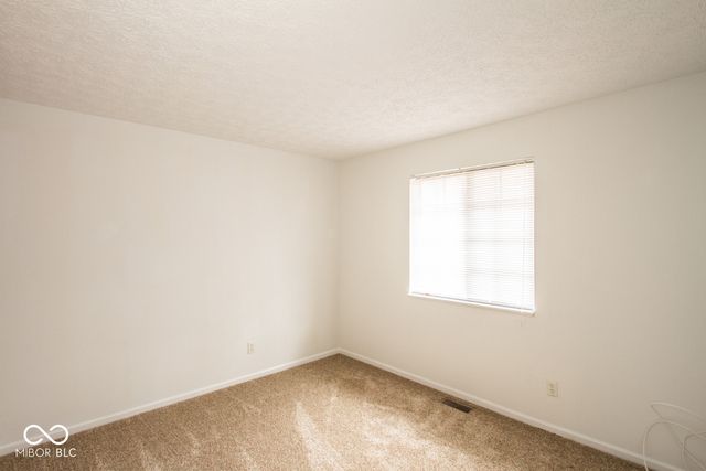 1838 Keystone Lakes Drive, Indianapolis, IN 46237