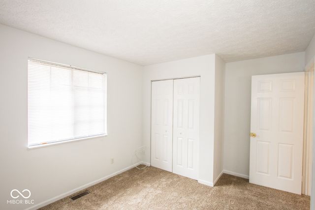 1838 Keystone Lakes Drive, Indianapolis, IN 46237