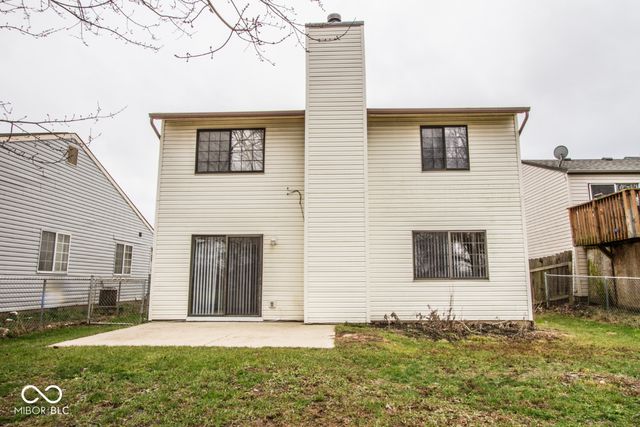 1838 Keystone Lakes Drive, Indianapolis, IN 46237