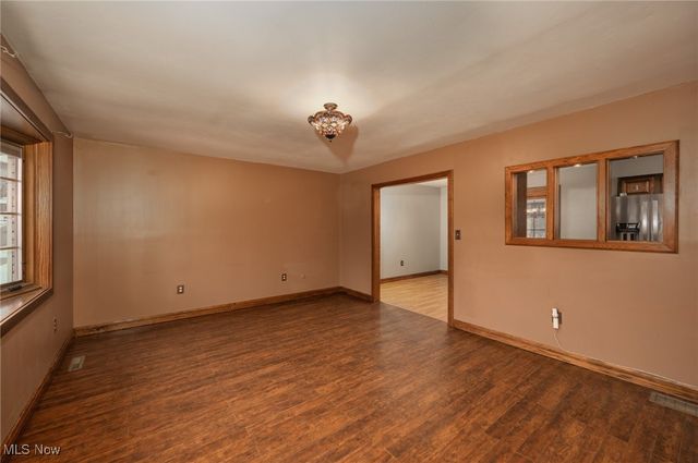 108 Westminster Drive, St Clairsville, OH 43950