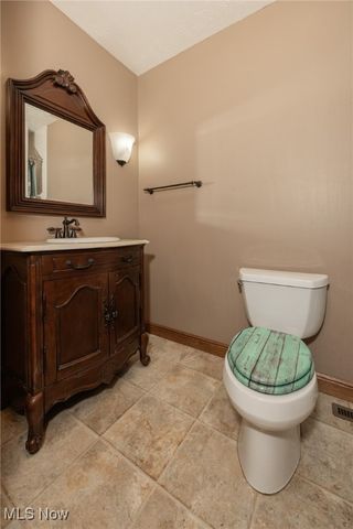 108 Westminster Drive, St Clairsville, OH 43950