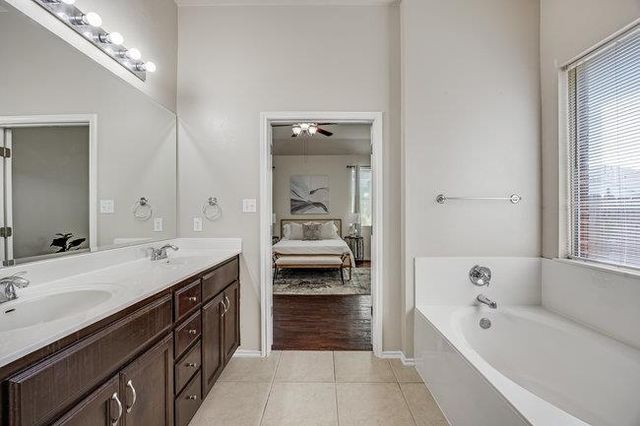 4001 Veiled Falls DR, Pflugerville, TX 78660